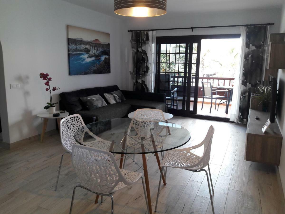 Beachside Jablillo Y Cucharas Коста Тегисе Екстериор снимка