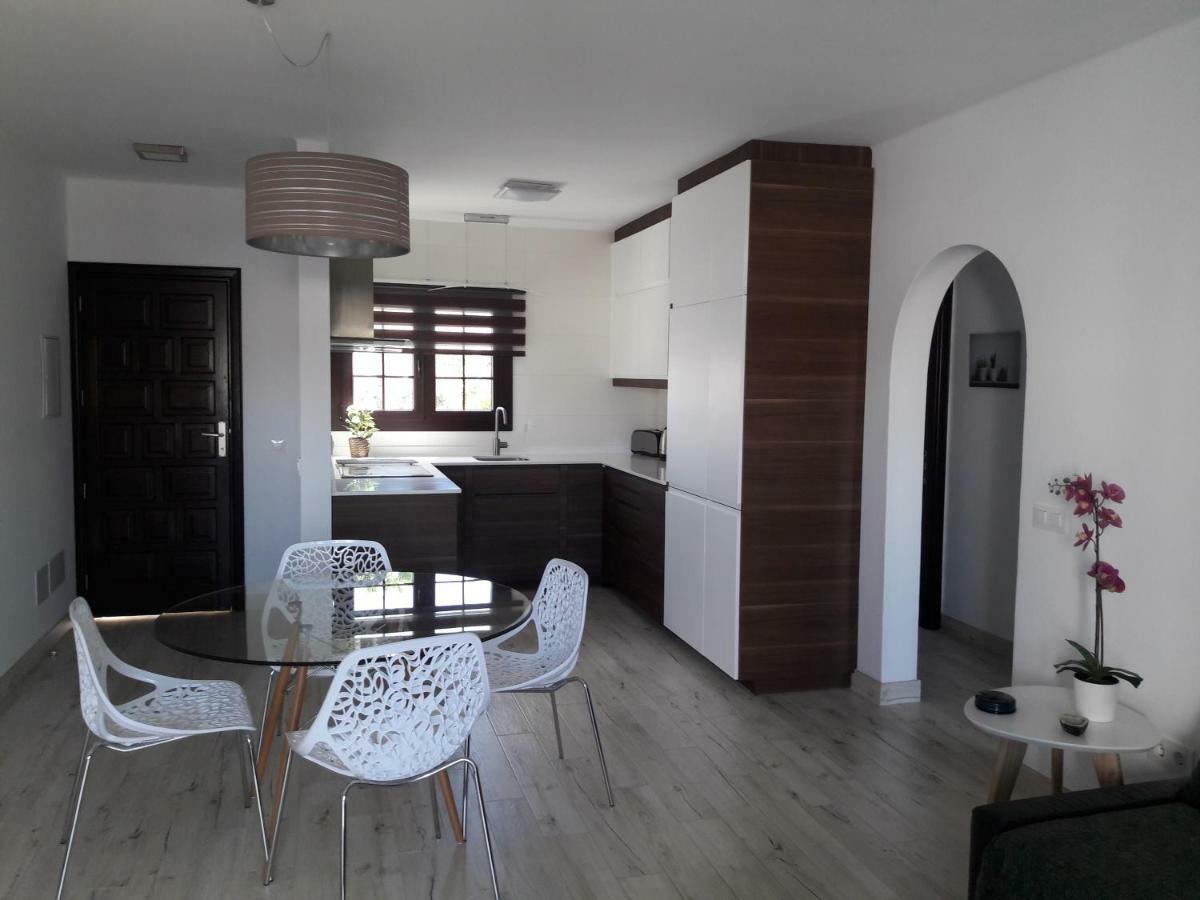 Beachside Jablillo Y Cucharas Коста Тегисе Екстериор снимка
